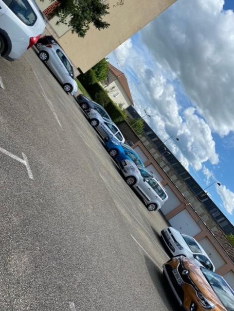 Spacieux - Proche-Gare - Parking ブール・ガン・ブレス エクステリア 写真